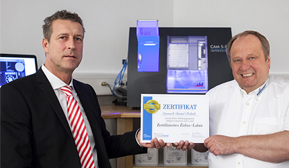 Zertifiziertes Zirlux-Labor